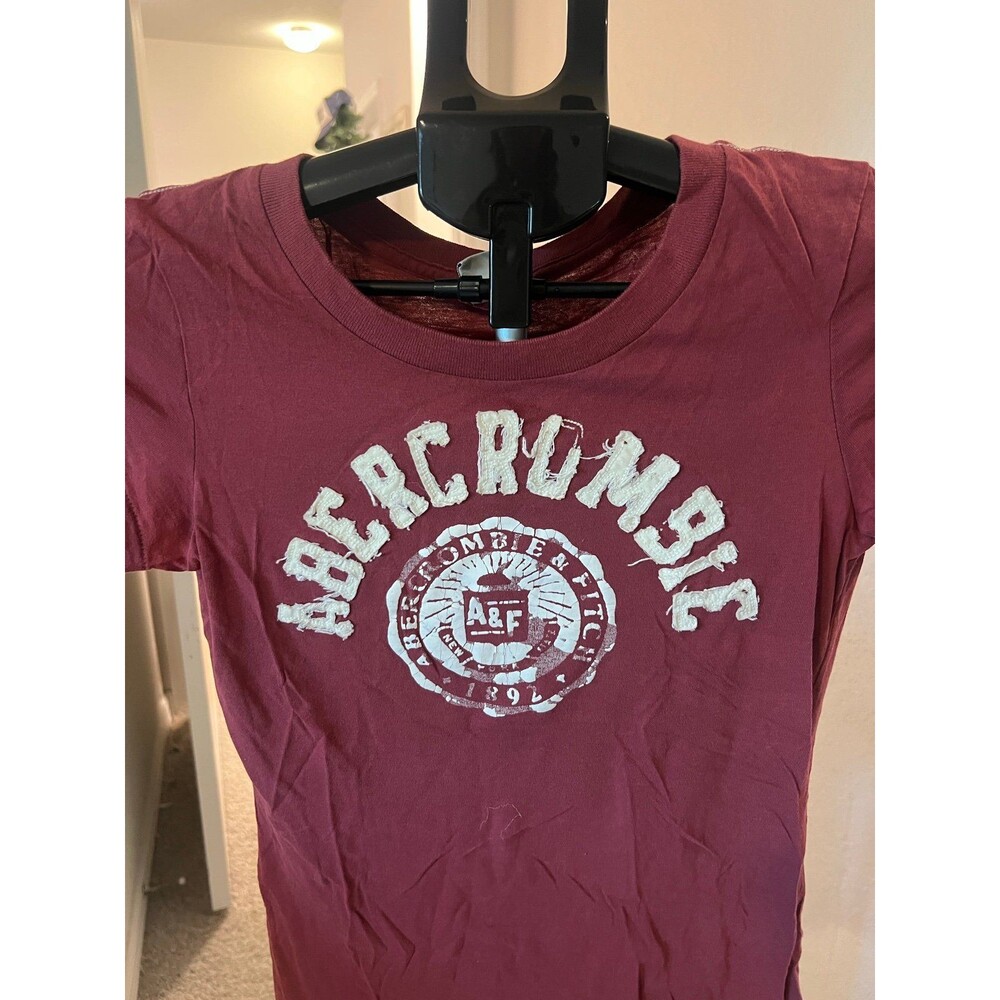 Vintage Y2K Early 2000’s Abercrombie & Fitch Embroidered Logo Tee Shirt Size XS - Picture 2 of 8